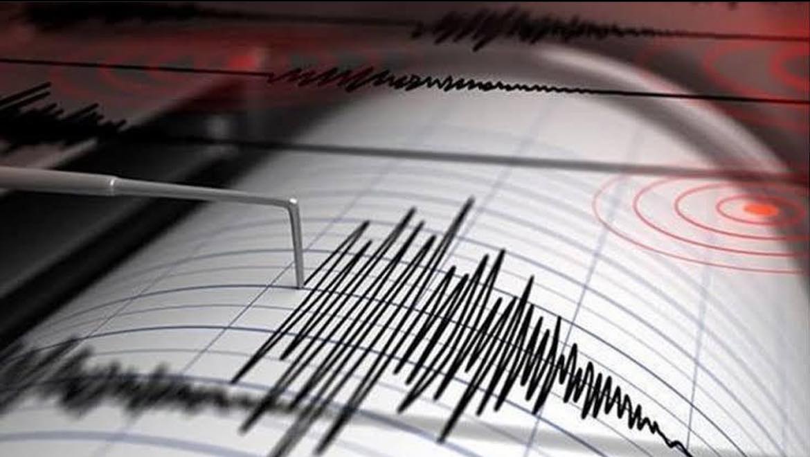 Tokat'ın Sulusaray ilçesinde meydana gelen 5.6 büyüklüğündeki deprem çevre bölgelerde de hissedildi